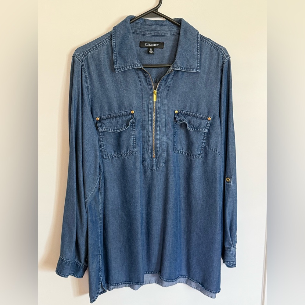 S43 Ellen Tracy Size 1X Denim Shirt